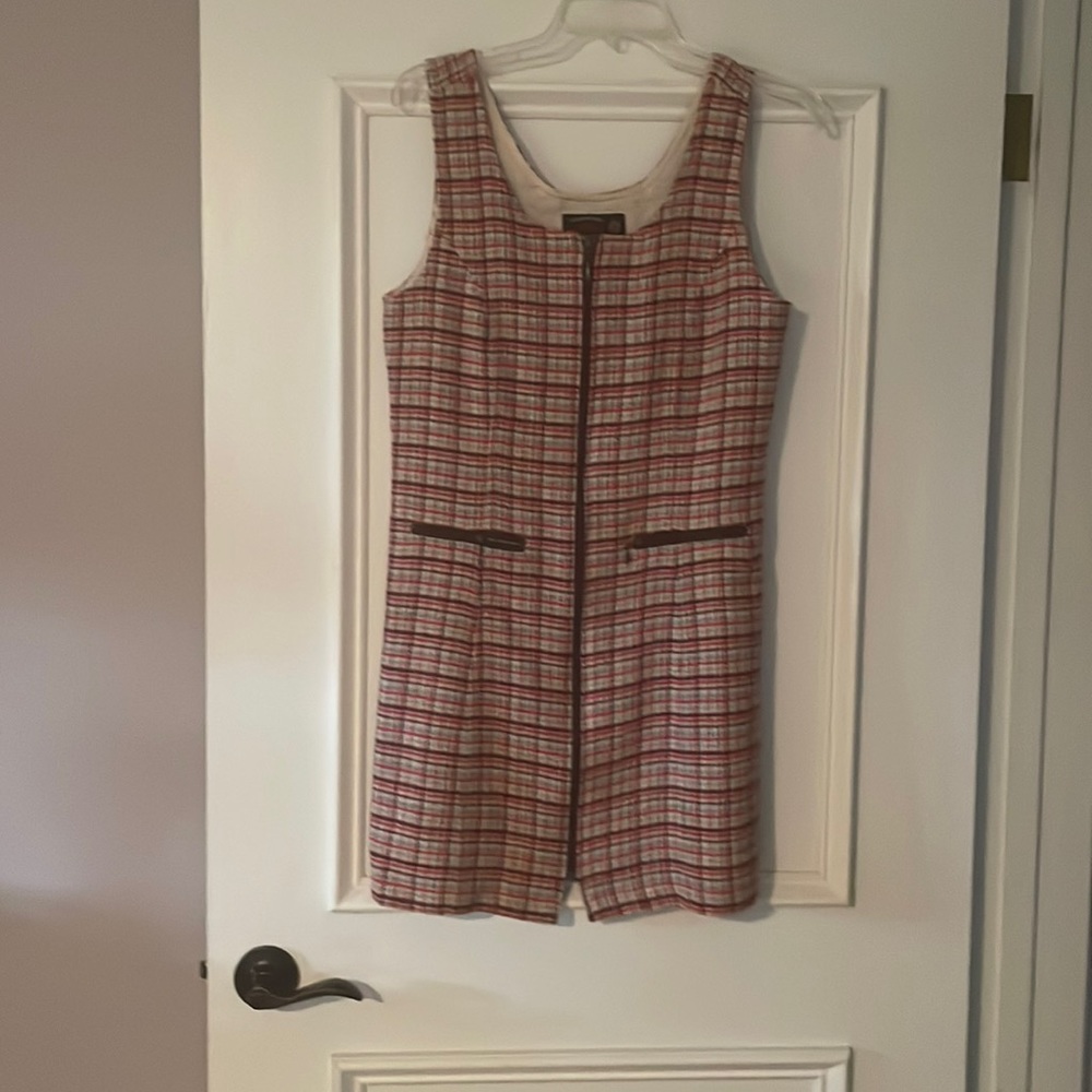 Woman’s/ junior’s dress
